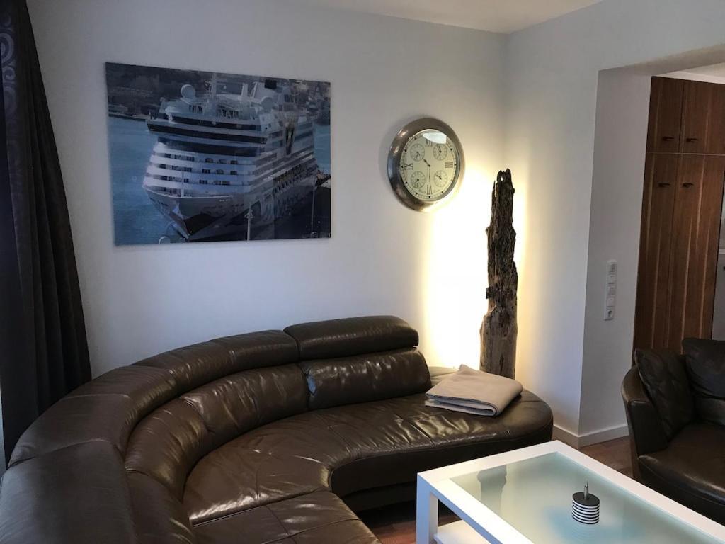 Exclusive Fewo In Warnemuende, 150M To The Beach, 2 Bathrooms, 2 Bedrooms, Sauna, Wifi And Much More. 罗斯托克 外观 照片
