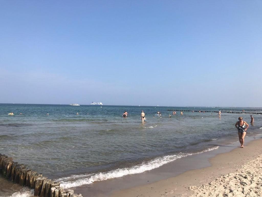 Exclusive Fewo In Warnemuende, 150M To The Beach, 2 Bathrooms, 2 Bedrooms, Sauna, Wifi And Much More. 罗斯托克 外观 照片