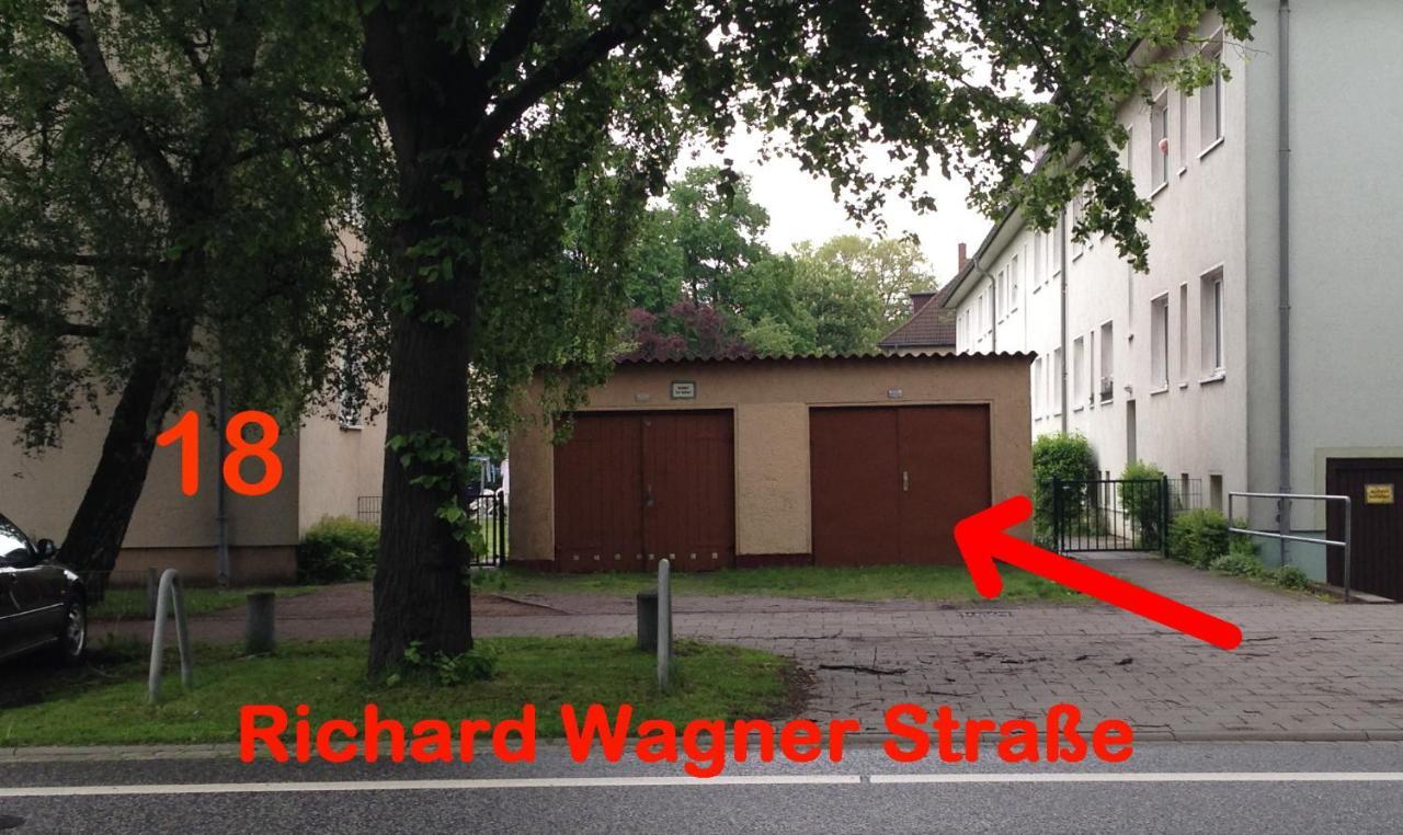 Exclusive Fewo In Warnemuende, 150M To The Beach, 2 Bathrooms, 2 Bedrooms, Sauna, Wifi And Much More. 罗斯托克 外观 照片